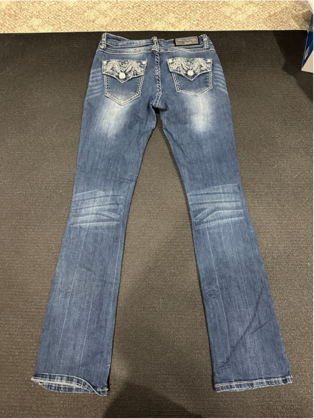 Women's Grace in LA Embellished Jeans Size 28 bootcut